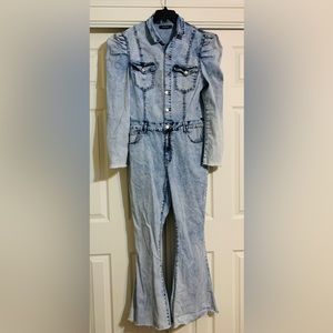 GJG Denim Women’s Flare Denim Puff Sleeve Jumpsuit